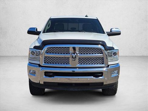 Used 2017 RAM 2500 Laramie AWD/4WD image 2