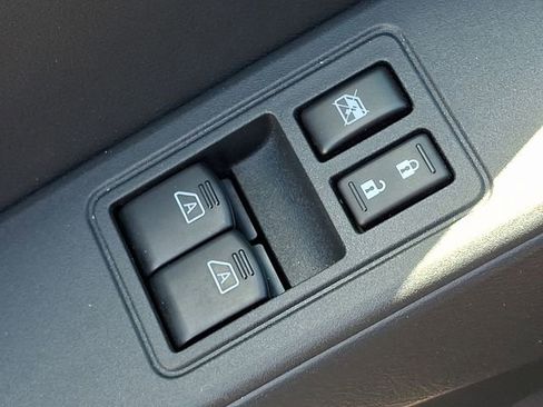 Used 2026 Nissan Frontier S w/ S Utility Package image 23