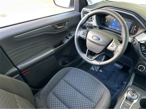 Certified 2024 Ford Escape Active image 13