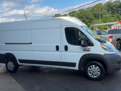Used 2015 RAM ProMaster 2500 w/ Mopar Trailer Tow Group FWD image 5