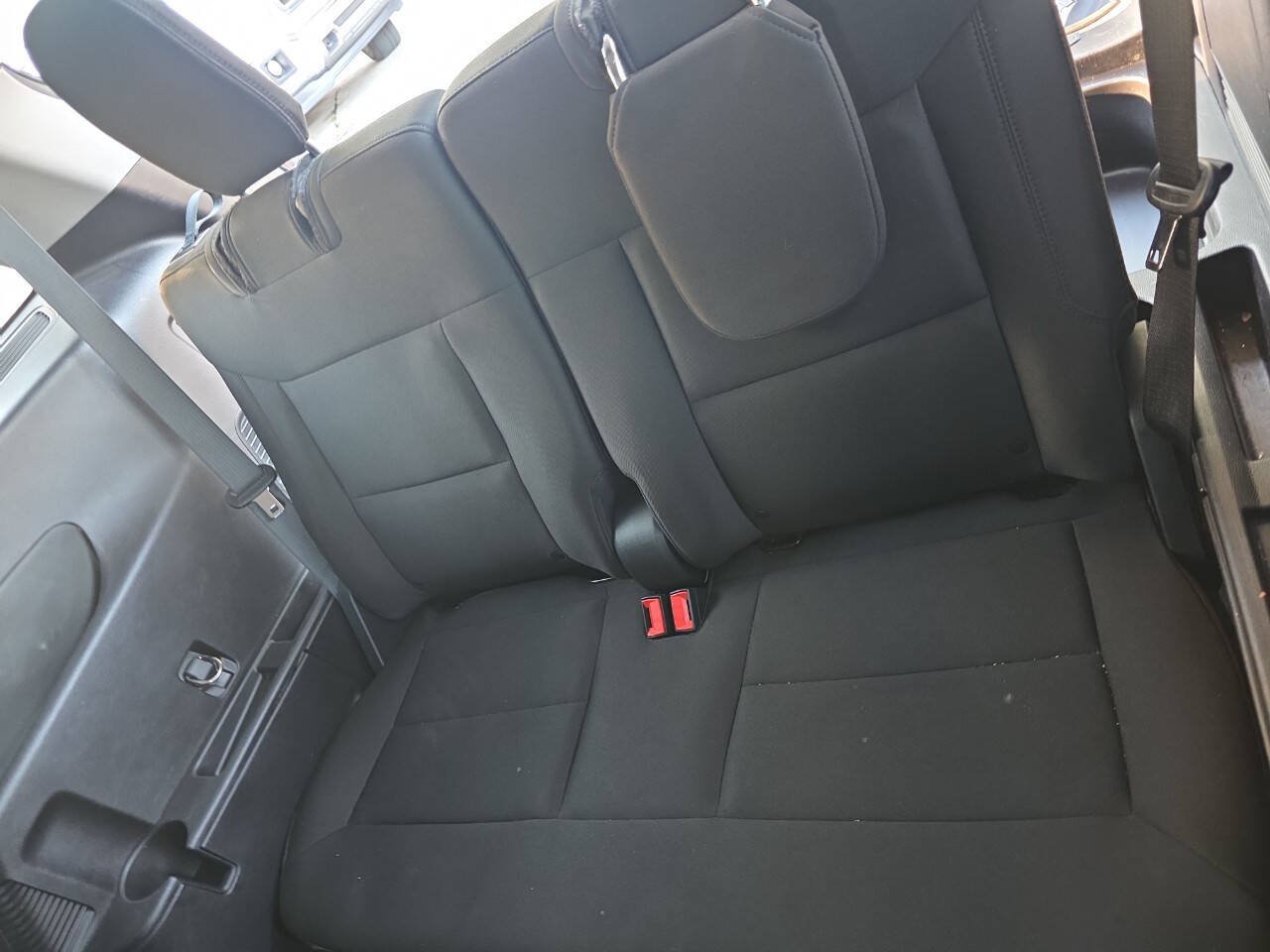 Used 2021 Ford Explorer XLT RWD image 11