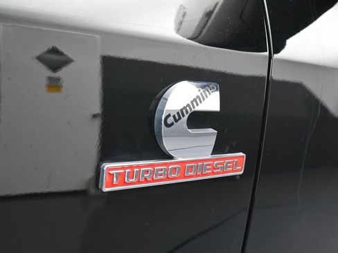 Used 2024 RAM 2500 Limited AWD/4WD image 34