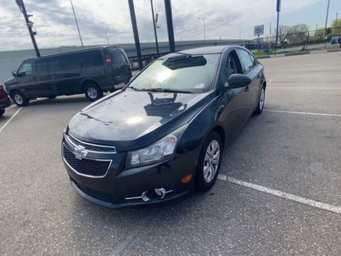 Used 2016 Chevrolet Cruze LS FWD image 6