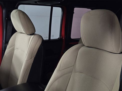 Used 2021 Jeep Wrangler Unlimited Sport image 22