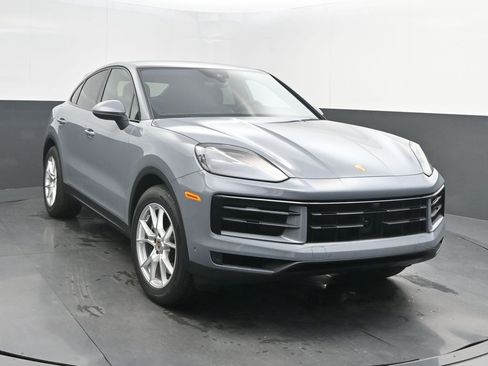 New 2026 Porsche Cayenne Coupe image 9