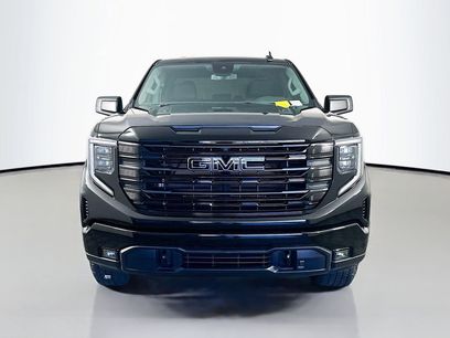 Used 2024 GMC Sierra 1500 Elevation w/ LPO, Elevation Black Package