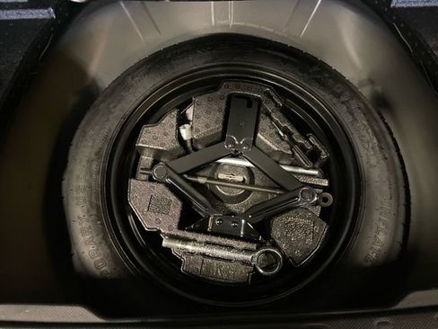 Used 2023 Subaru Forester Limited image 19