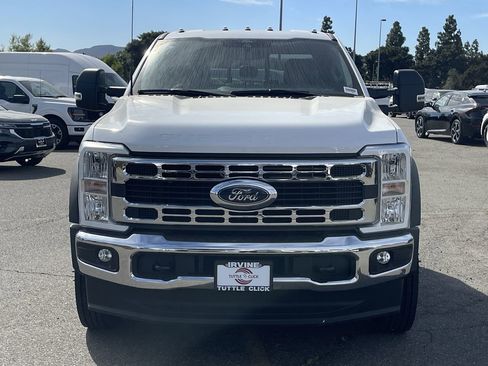 New 2024 Ford F450 XL w/ XL Chrome Package image 2