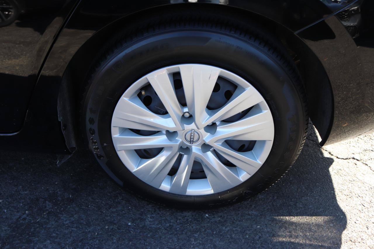 Used 2025 Nissan Sentra S FWD image 46