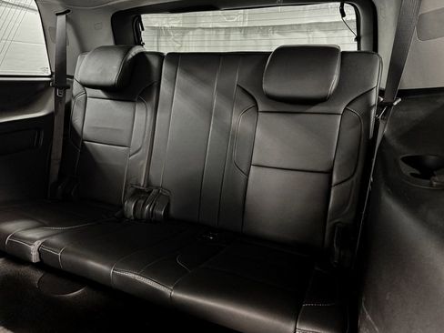 Used 2018 Chevrolet Tahoe LT image 9