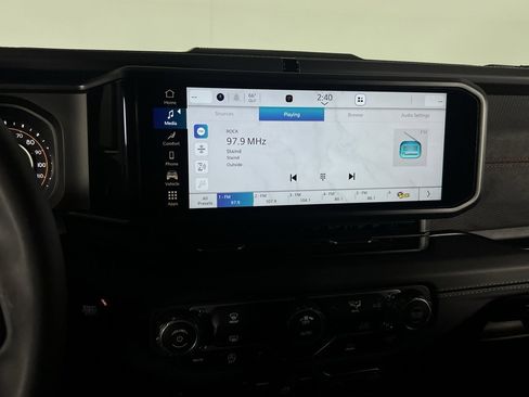 Certified 2025 Jeep Wrangler Unlimited Rubicon image 15