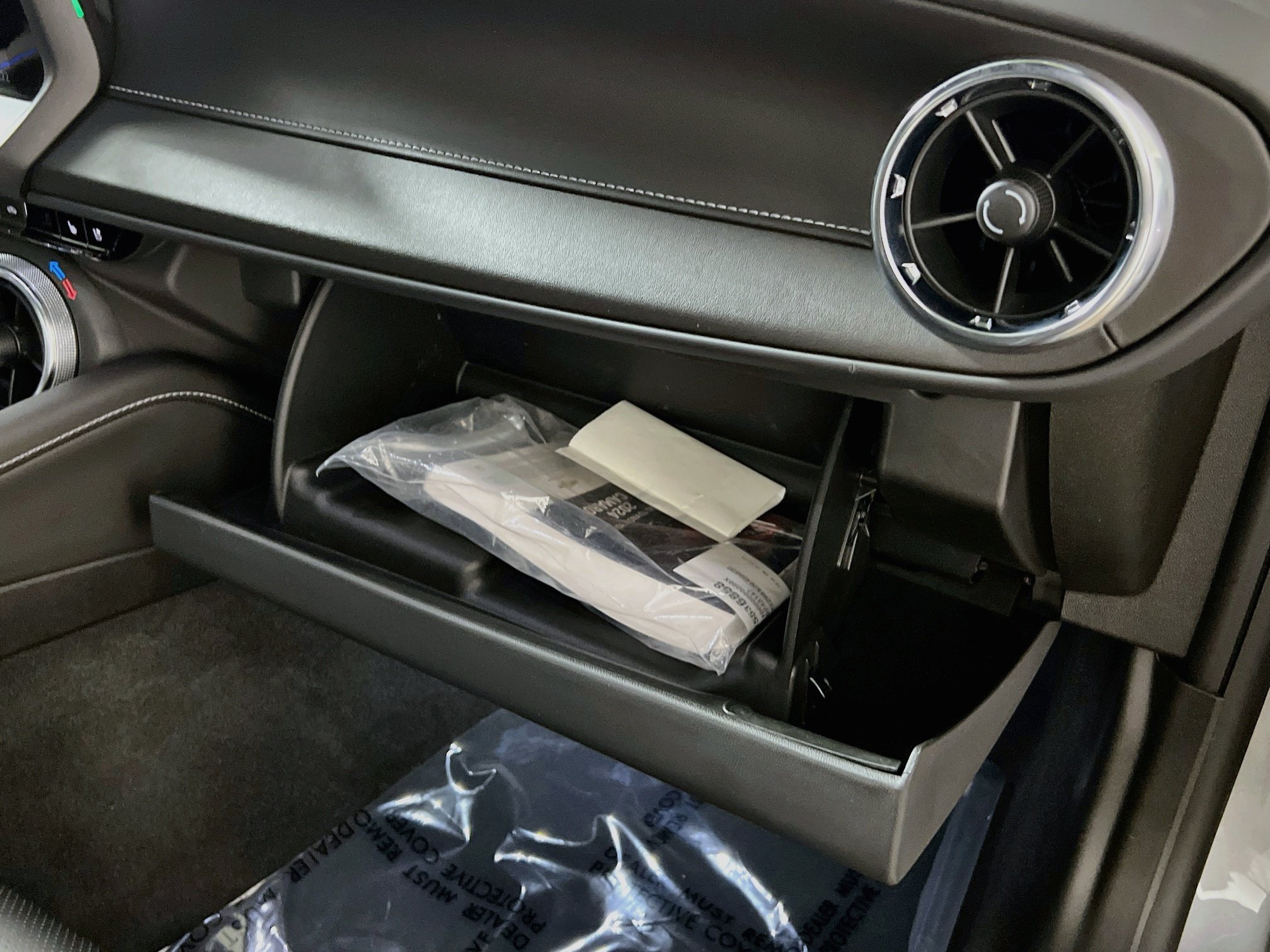 Used 2024 Chevrolet Camaro LT RWD image 35