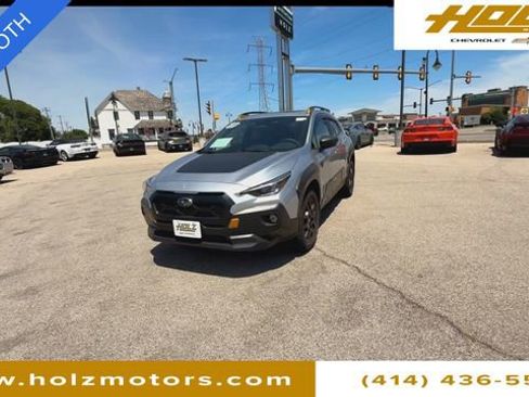 Used 2025 Subaru Crosstrek 2.5i Wilderness AWD/4WD image 3