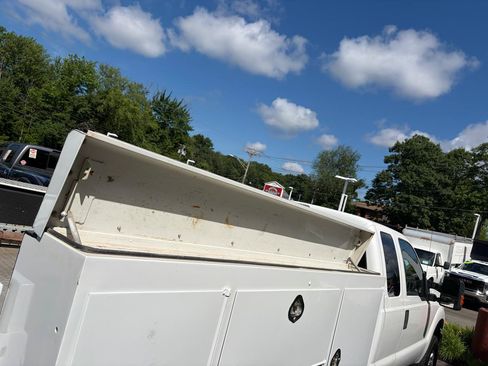Used 2016 Ford F250 XLT w/ XLT Interior Package AWD/4WD image 19