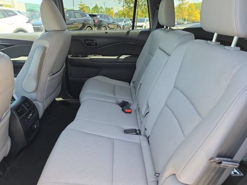 Used 2023 Honda Passport Elite image 13