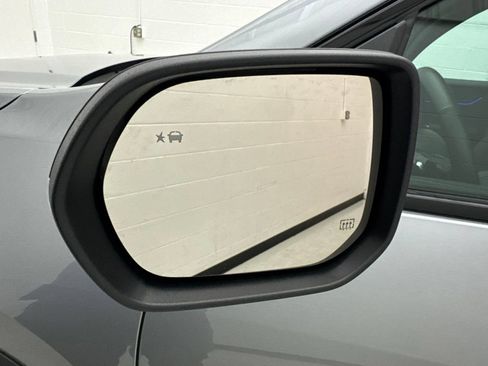 Used 2025 GMC Acadia AT4 w/ LPO, Floor Liner Package AWD/4WD image 14