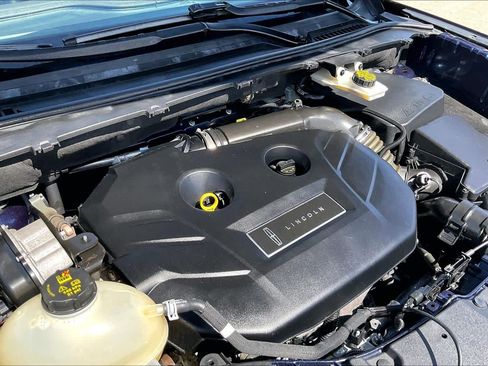 Used 2017 Lincoln MKC Reserve FWD image 32