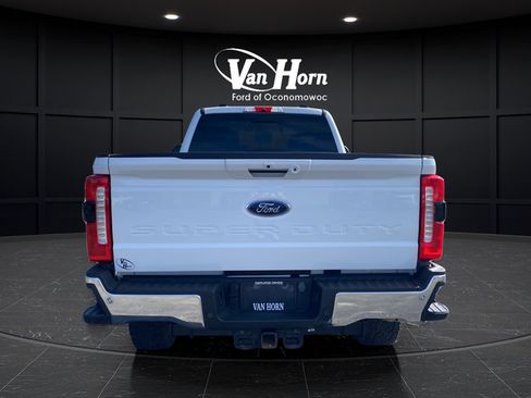 Used 2024 Ford F250 Lariat w/ Lariat Ultimate Package AWD/4WD image 6