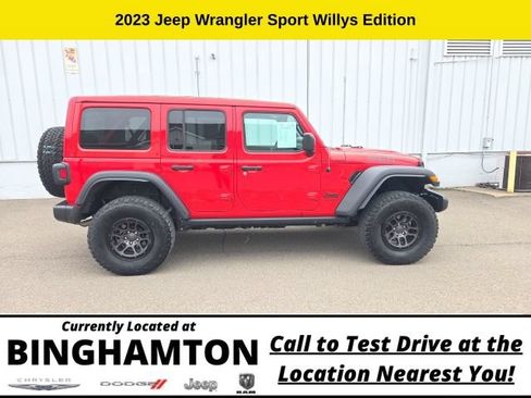 Used 2023 Jeep Wrangler Unlimited Sport AWD/4WD image 3
