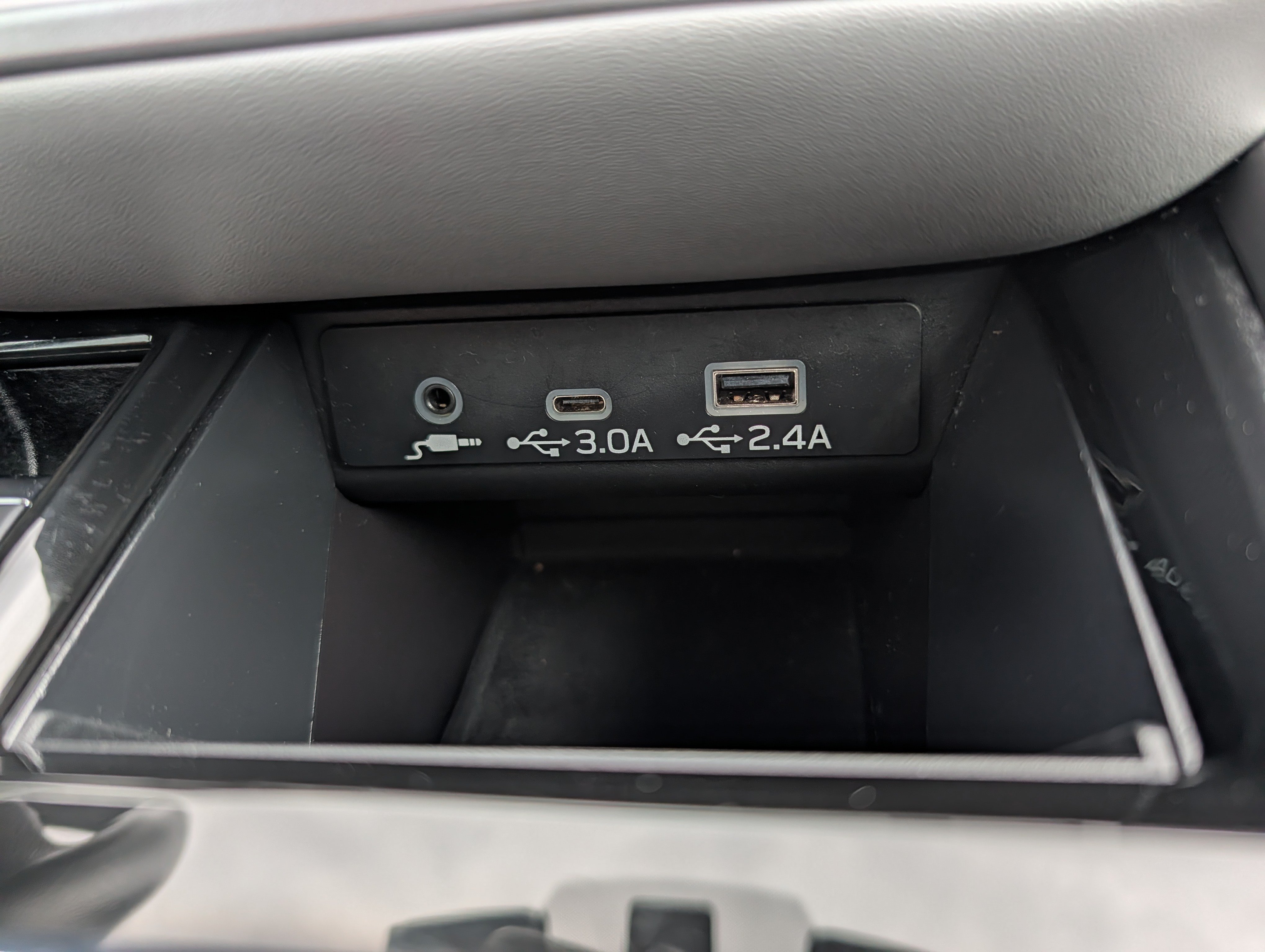 Used 2023 Subaru Outback Premium AWD/4WD image 33
