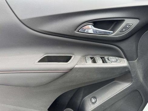 Used 2022 Chevrolet Equinox RS AWD/4WD image 19