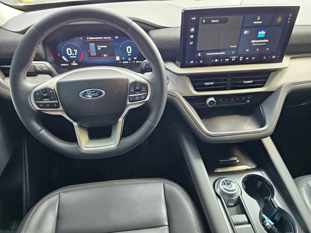 Used 2025 Ford Explorer Active w/ Active Comfort Package AWD/4WD image 18