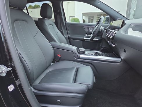 Certified 2023 Mercedes-Benz GLA 250 4MATIC w/ Premium Package image 16