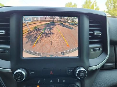 Used 2022 RAM 1500 Lone Star AWD/4WD image 29