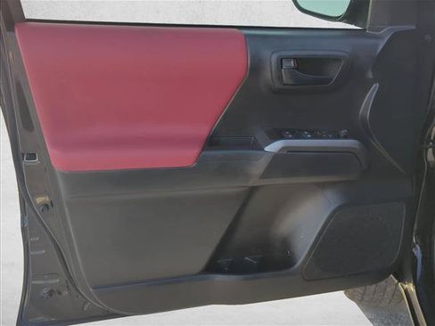 Used 2023 Toyota Tacoma SR5 RWD image 7