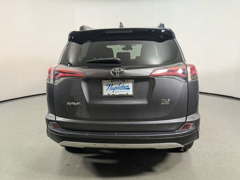 Used 2016 Toyota RAV4 XLE w/ Convenience Package AWD/4WD image 7