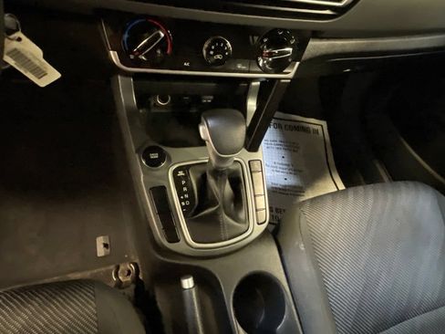Used 2021 Kia Seltos LX AWD/4WD image 9