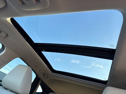 Used 2025 Nissan Murano SL image 24