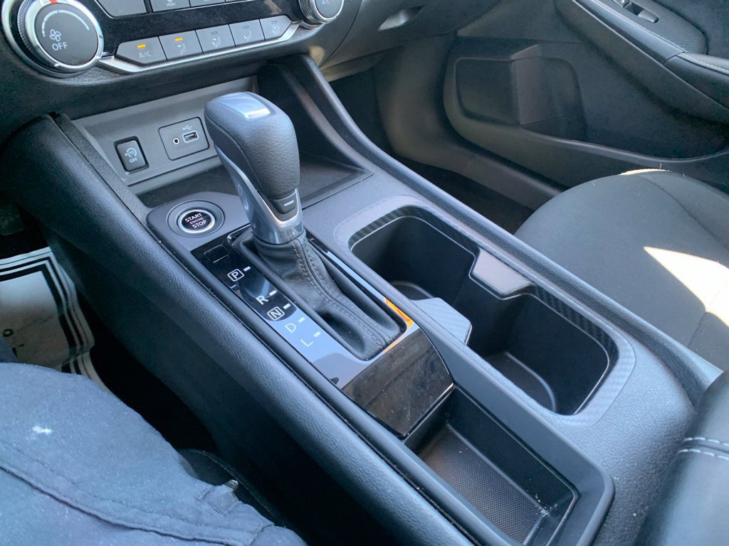Used 2025 Nissan Sentra S FWD image 23