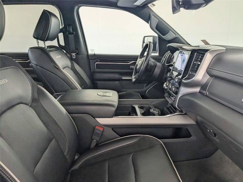 Used 2022 RAM 1500 Laramie AWD/4WD image 29