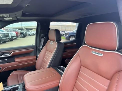 Used 2026 GMC Sierra 1500 Denali Ultimate AWD/4WD image 14