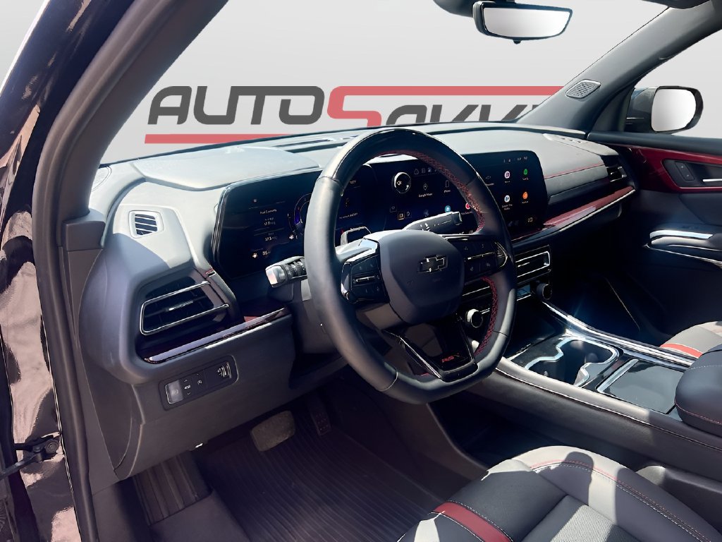 Used 2024 Chevrolet Traverse RS w/ LPO, Floor Liner Package FWD image 9