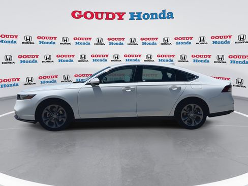Certified 2024 Honda Accord EX image 5