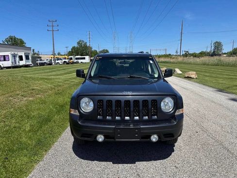 Used 2014 Jeep Patriot Sport AWD/4WD image 2