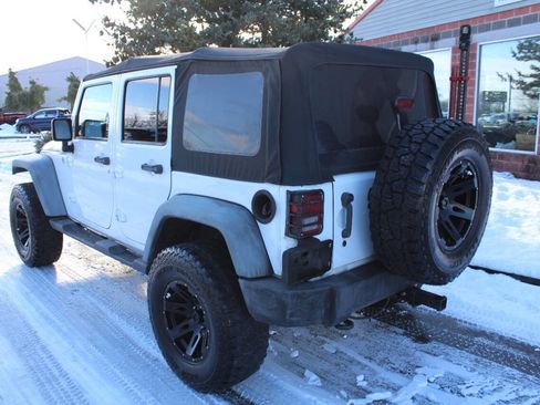 Used 2012 Jeep Wrangler Unlimited Sport image 8