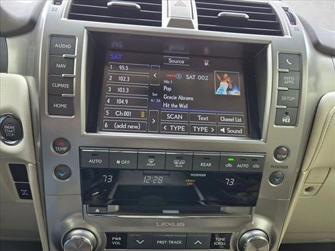 Used 2017 Lexus GX 460 Premium w/ Premium Package AWD/4WD image 13
