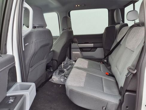 New 2026 Ford F250 XLT w/ XLT Premium Package image 18