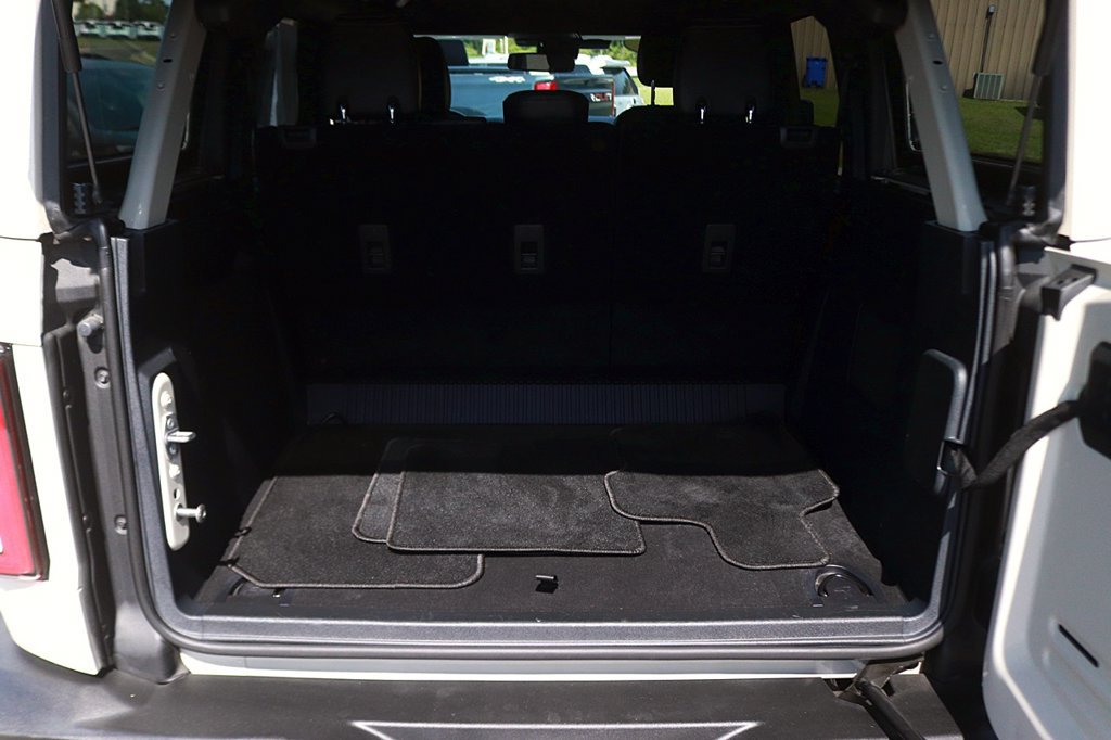 Used 2025 Ford Bronco Outer Banks AWD/4WD image 17