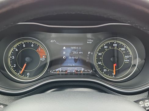 Used 2021 Jeep Cherokee Trailhawk w/ Sun, Sound & Nav Group AWD/4WD image 18