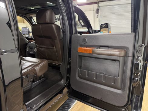 Used 2016 Ford F350 King Ranch AWD/4WD image 18