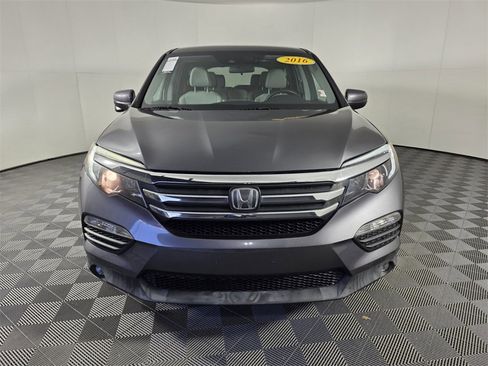 Used 2016 Honda Pilot EX image 3
