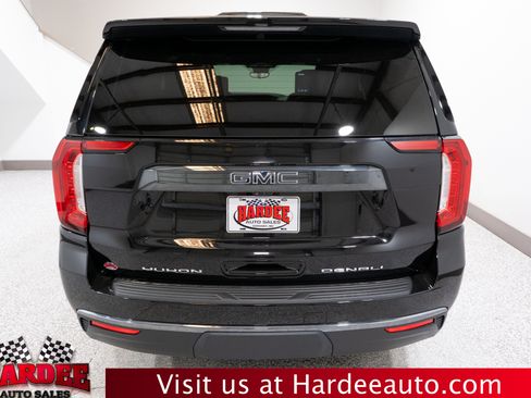 Used 2023 GMC Yukon Denali Ultimate AWD/4WD image 4