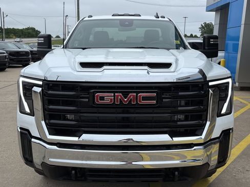 New 2026 GMC Sierra 3500 Pro w/ Convenience Package AWD/4WD image 8