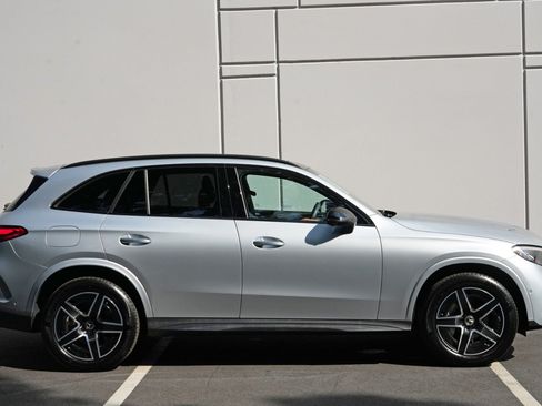 Used 2025 Mercedes-Benz GLC 350e 4MATIC w/ AMG Line image 60