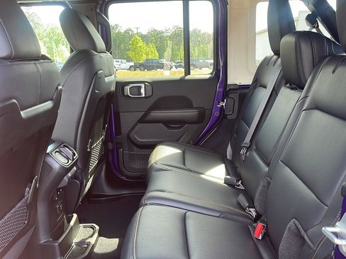 New 2026 Jeep Wrangler Sahara AWD/4WD image 25