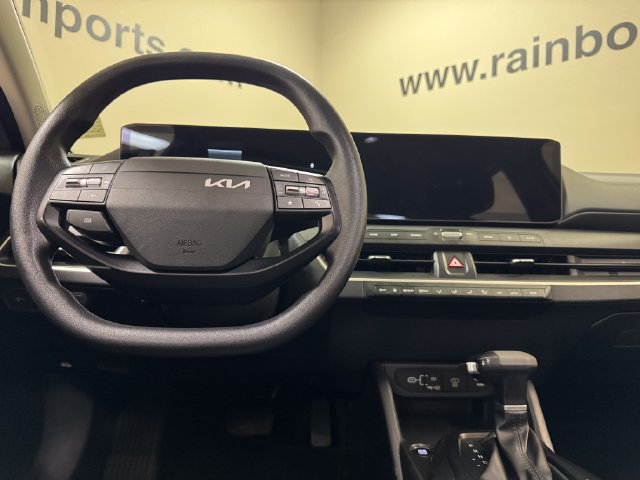 Used 2025 Kia K4 FWD image 9